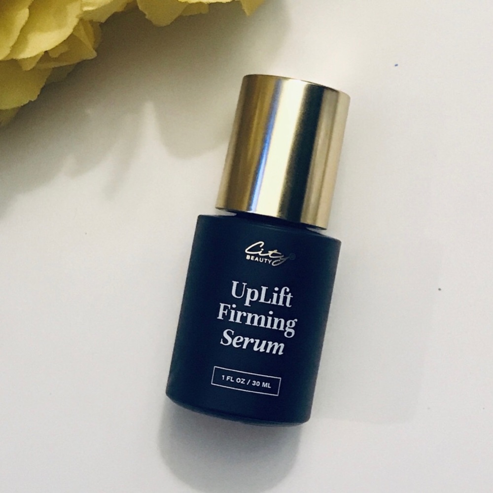 NWT City Beauty UpLift Firming Serum
SKIN-LIFTING TREATMENT